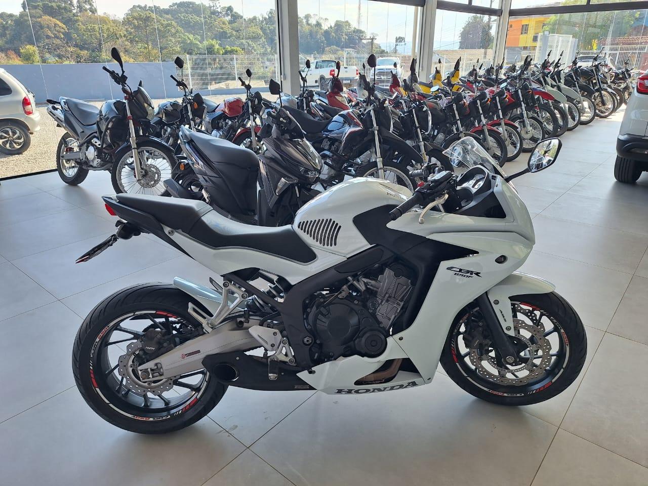 HONDA CBR 650F