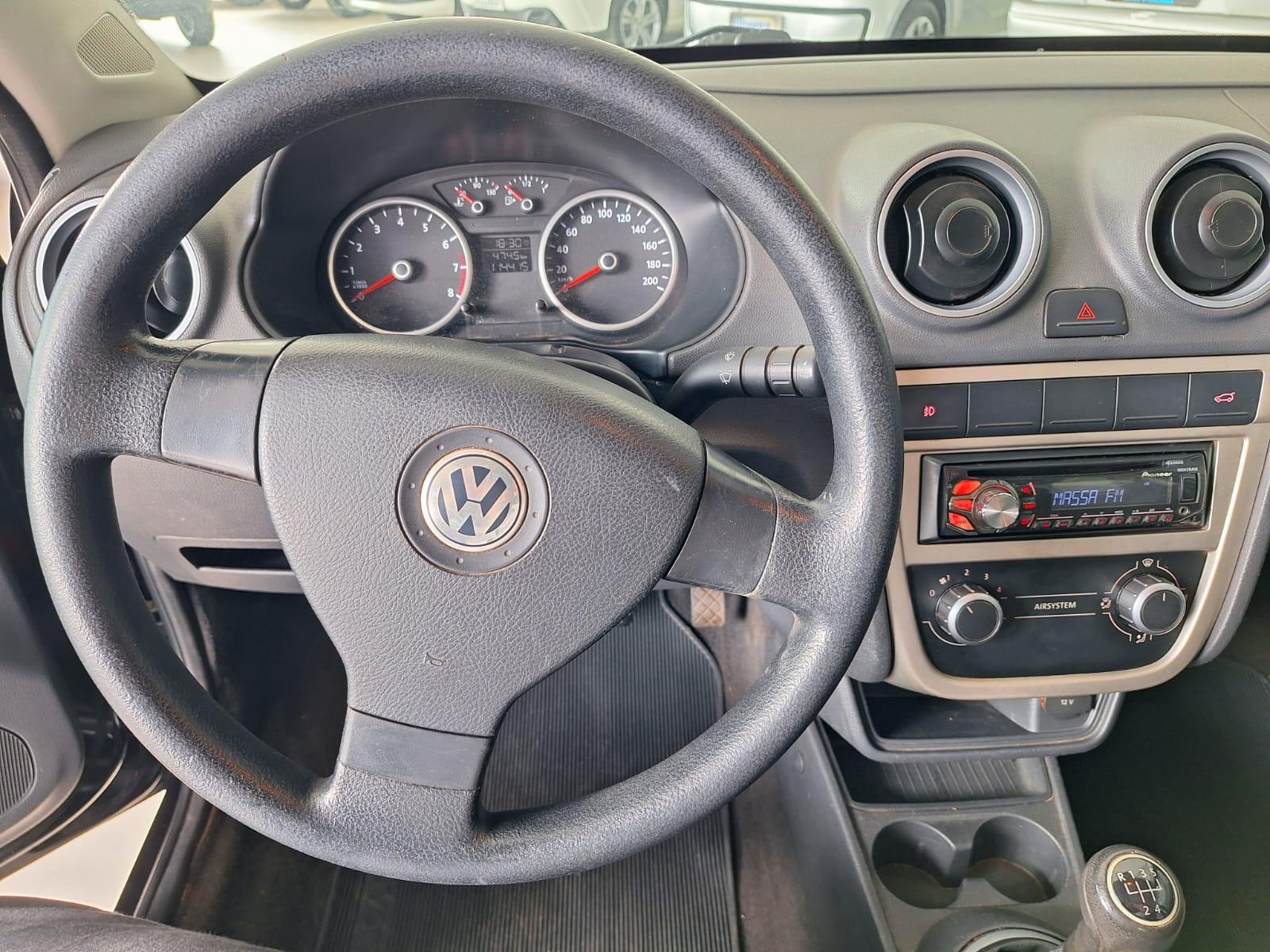 VOLKSWAGEN VOYAGE
