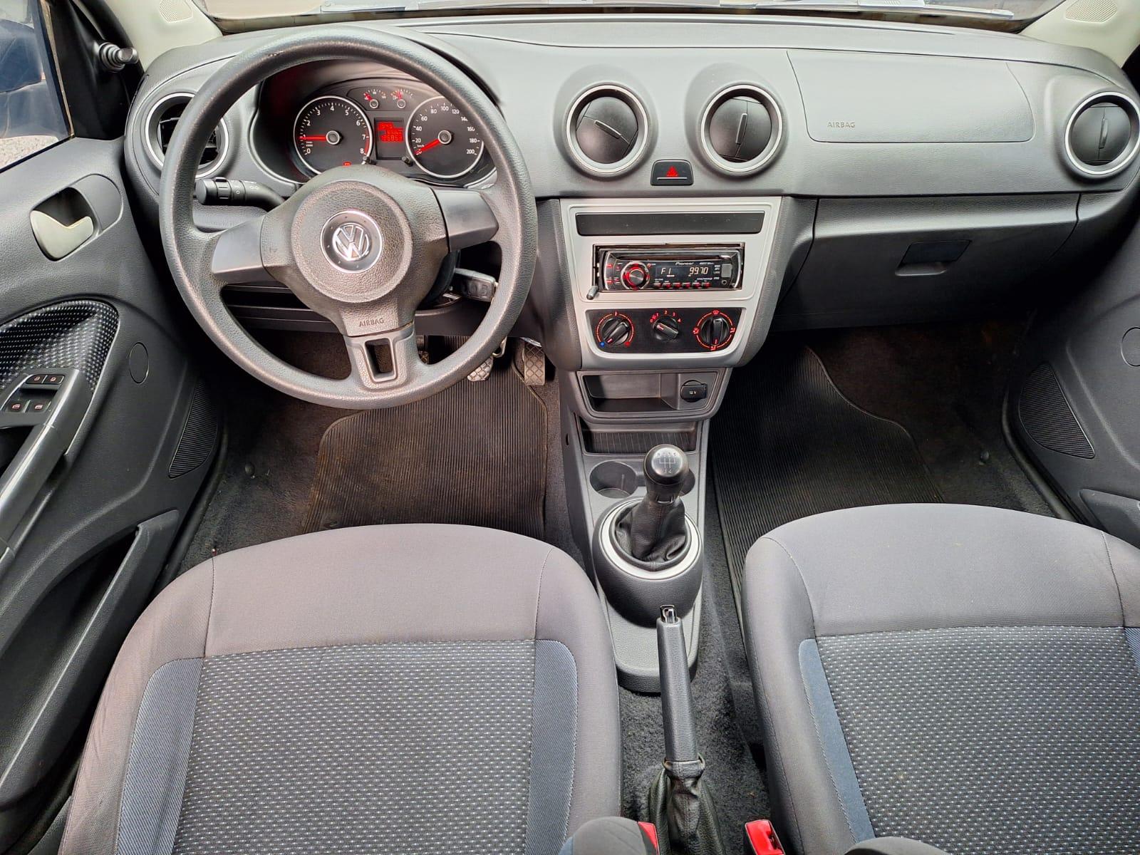 VOLKSWAGEN VOYAGE