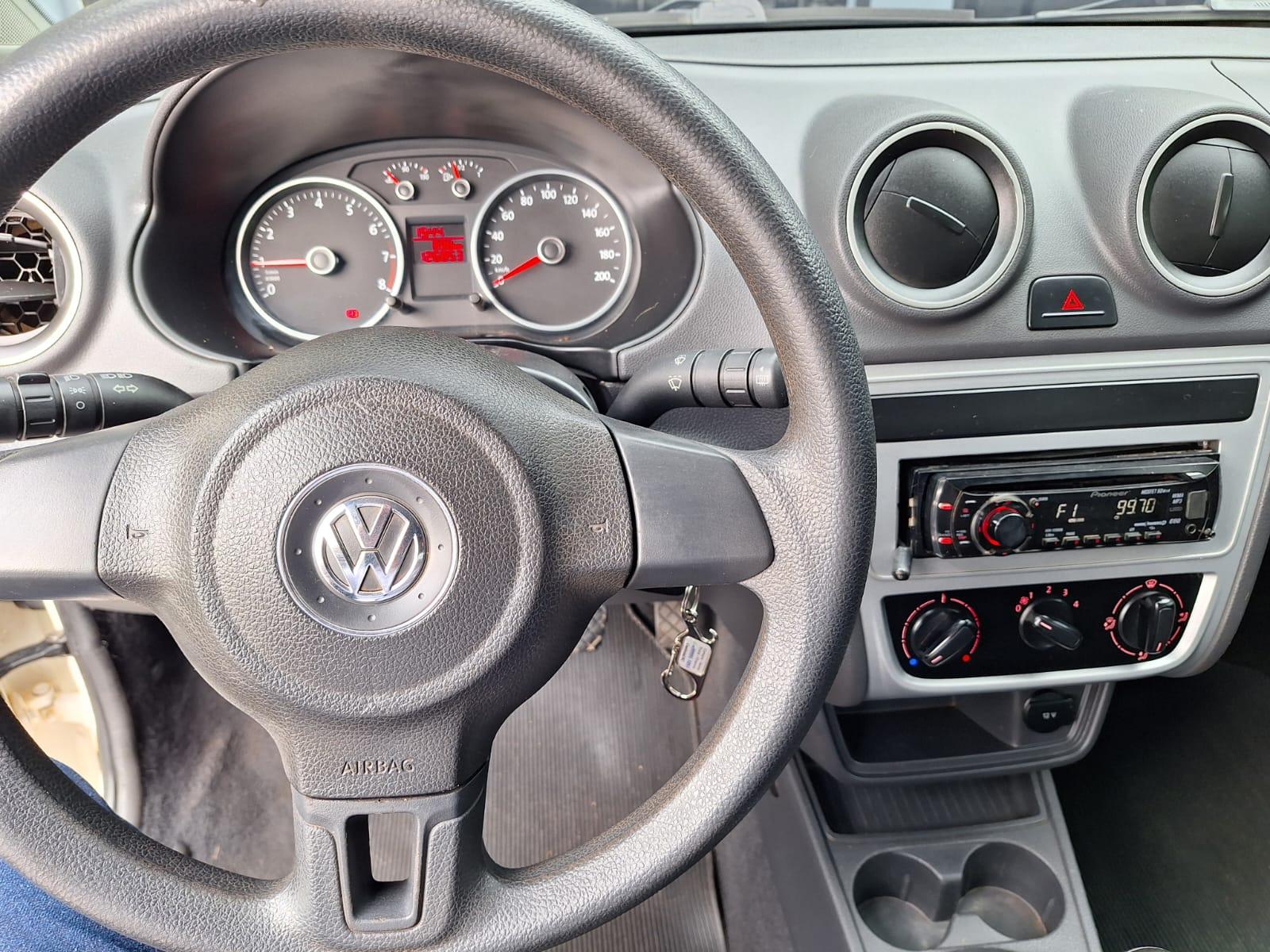 VOLKSWAGEN VOYAGE